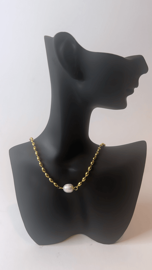 Snowy Sphere Necklace